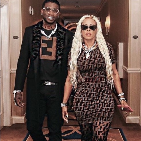 Fendi women’s Velvet FF Motif Waist Belt - sz75/30 - Picture 10 of 14